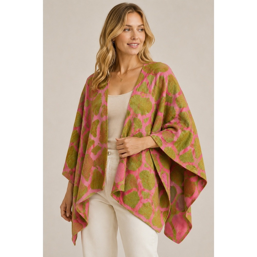 Pink Green Giraffe Print Poncho Wrap Shawl Ruana One Size Boho Statement